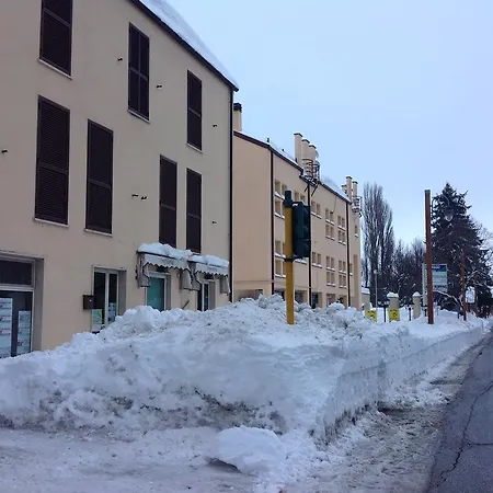 Дом отдыха 4 Stagioni Рокка-ди-Меццо